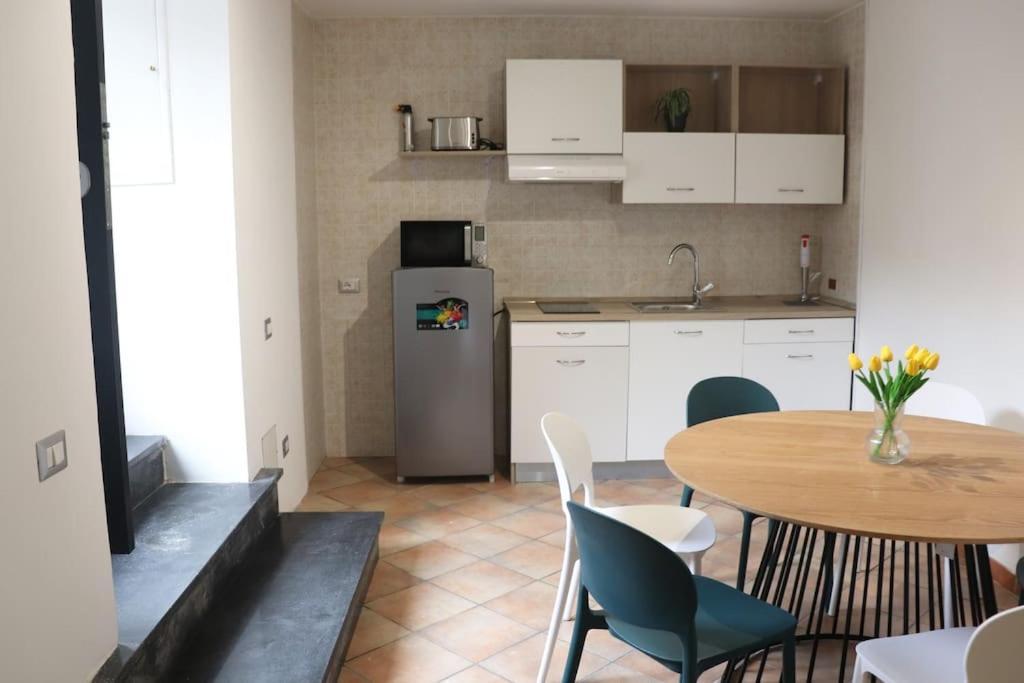 Intero Alloggio Salita Tasso Naples Luaran gambar