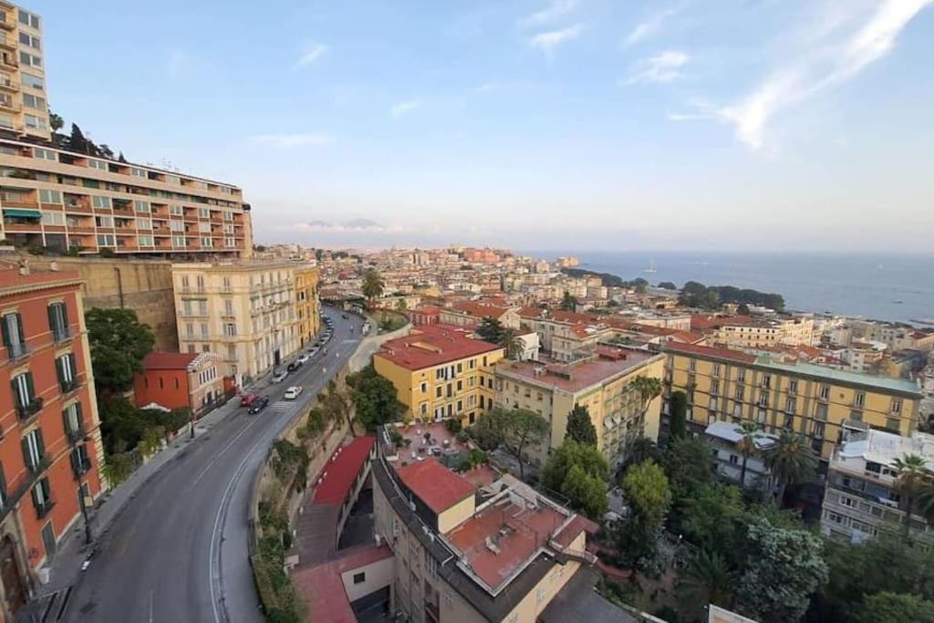 Intero Alloggio Salita Tasso Naples Luaran gambar