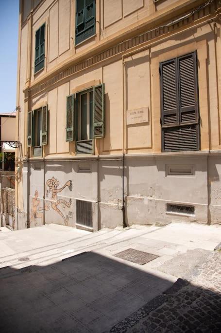 Intero Alloggio Salita Tasso Naples Luaran gambar