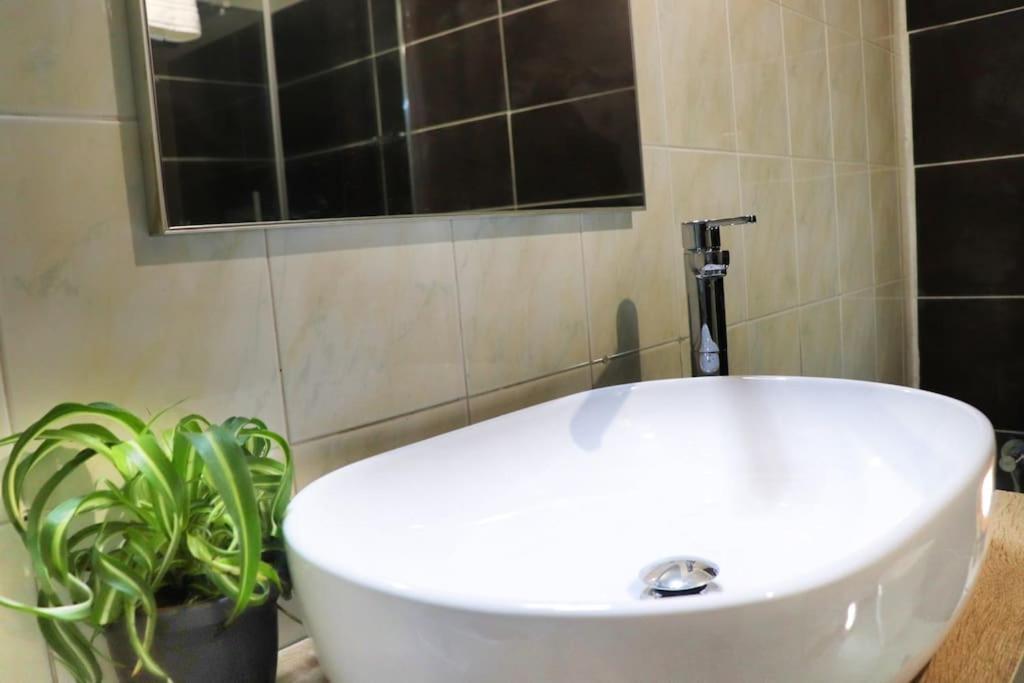 Intero Alloggio Salita Tasso Naples Luaran gambar